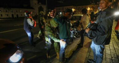 Ecuador: primera noche a oscuras por cortes programados